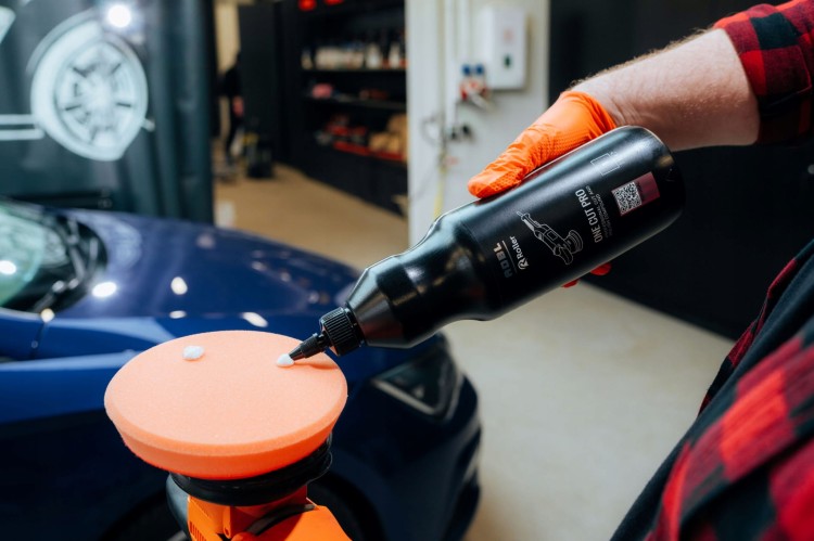 jednoetapowa korekta lakieru polerowanie pasta adbl one step